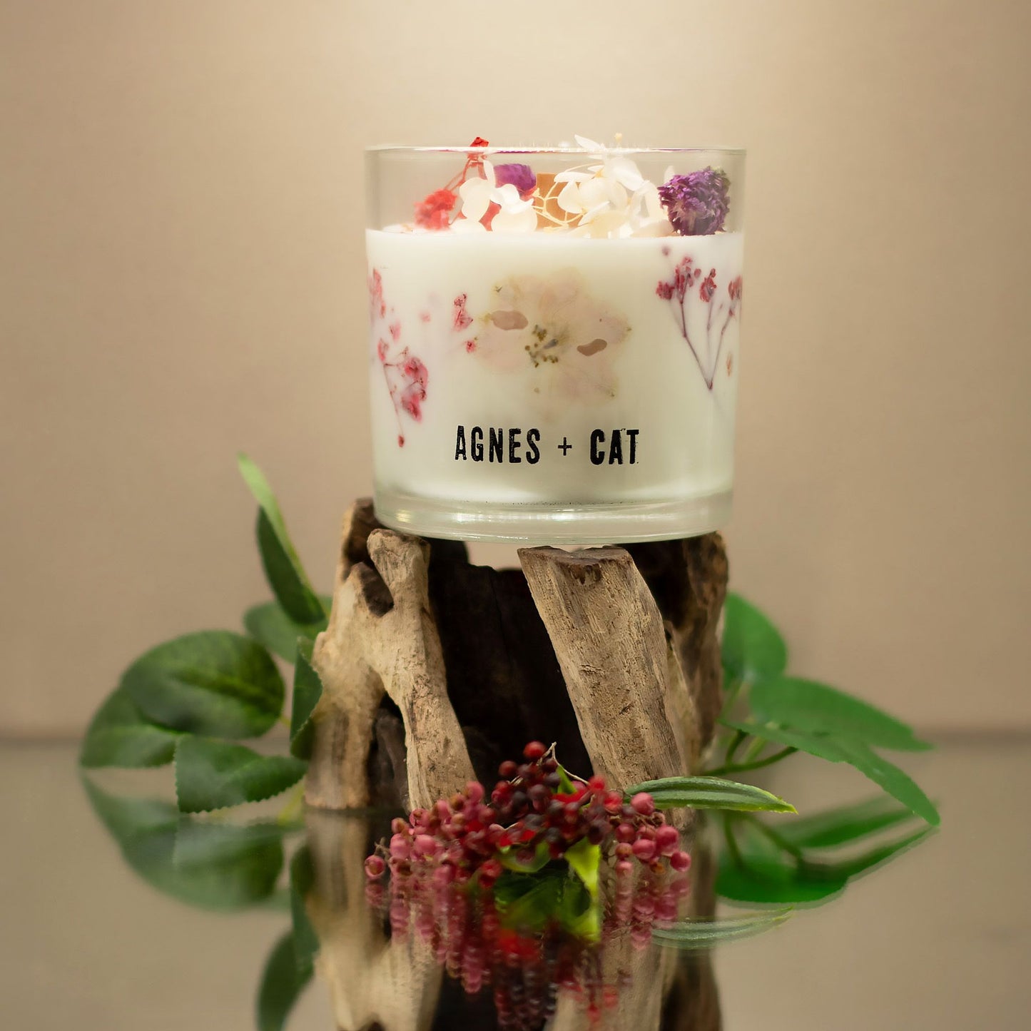 Agnes + Cat Botanical Soy Wax Candle – Roses of Sawrey 350g
